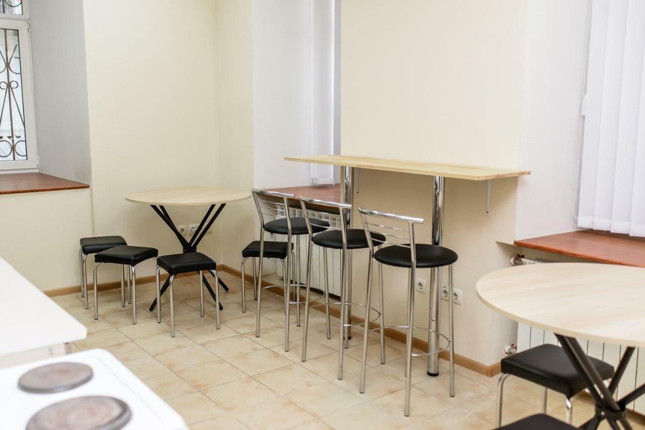 Globus Lipki Hostel Kyiv